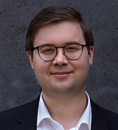 Vincent Fuhler: Geschäftsführer bei HEPTACOM. Experte für Shopware, Pickware, Softwareentwicklung und IT Infrastruktur Beratung.